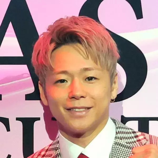 「前世はきっと猿だった」元Ｋ―１王者・武尊、木登りするアクティブな姿に「野生児だー！」「さすが」「凄すぎます」の声