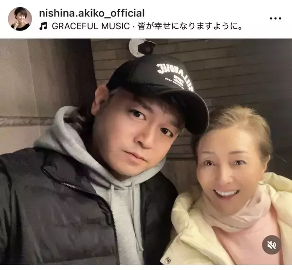 仁科亜季子、元夫・松方弘樹さんとのイケメン息子と親子ショット！「ハンサム」「王子様」「素敵な親子」