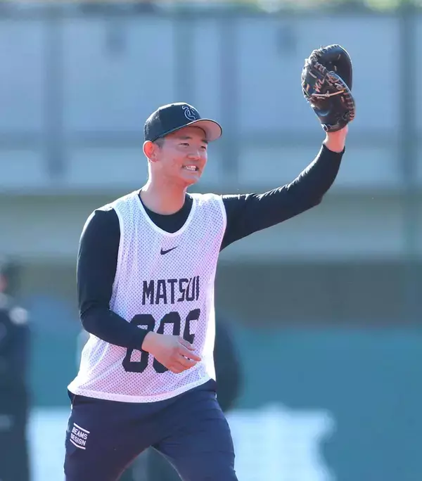 巨人育成３位・松井蓮太朗「阿部さんが目標」　目印は丸刈り「満足できる成績残したら、サラサラって伸ばす」