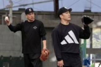 【巨人】則本昂大が田中将大と並んでの投球に「懐かしい」「同じ舞台で戦えることはすごく光栄」