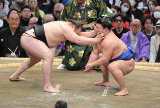 綱取りの安青錦は連敗せず　２敗を守る　慣れない部分は「自分も知りたいですね」