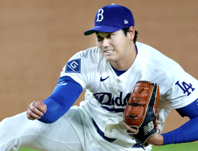 大谷翔平、６回１０Ｋの１失点で降板　最速１６１・６キロ、５年ぶりの投手専念で快投　連続自責点０イニングを日本人先発最長「３２回２／３」に更新…ジャッキーロビンソンデー初登板