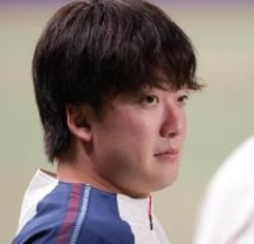 【ヤクルト】吉村貢司郎投手の出場選手登録を抹消「右手背部打撲」のため