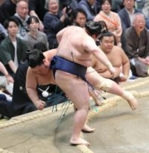 大関・琴桜が５連敗で７敗目　負け越せば名古屋場所はカド番「本来の相撲内容じゃない」