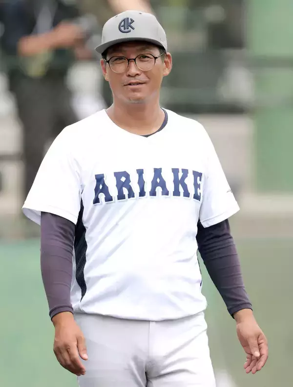【甲子園】 初の４強へ熊本代表・有明、ダブルエースの一角が左手甲骨折の試練　高見一茂監督「代わりの選手がカバーを」３戦連続逆転勝ち