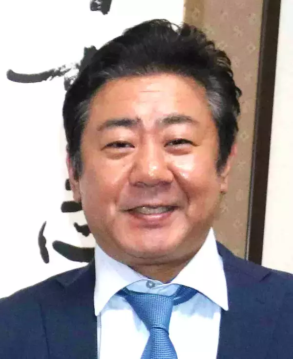 ｢錦鯉」渡辺隆のビールの飲み方にスタジオ驚がく「え！？」　「ちょっと一回やってみてほしい」と太鼓判