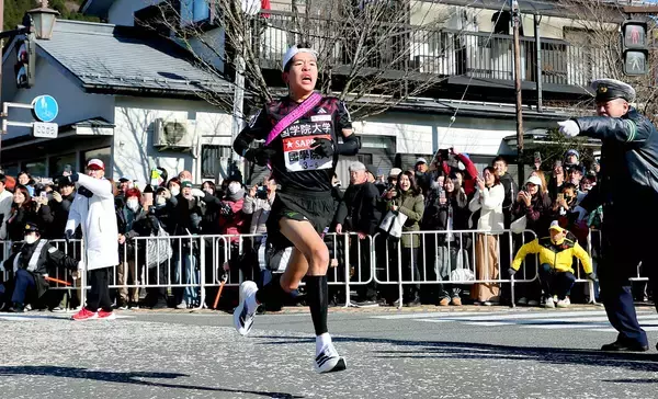 【箱根駅伝】国学院大５区最終コーナーで曲がらず…コース間違いの“大先輩”も共感「分かる」　区間４位の好走