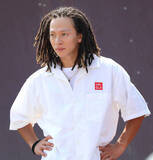 「【スノーボード】１７日に負傷の平野歩夢、複数箇所に骨折と打撲も段階的に練習再開予定」の画像1