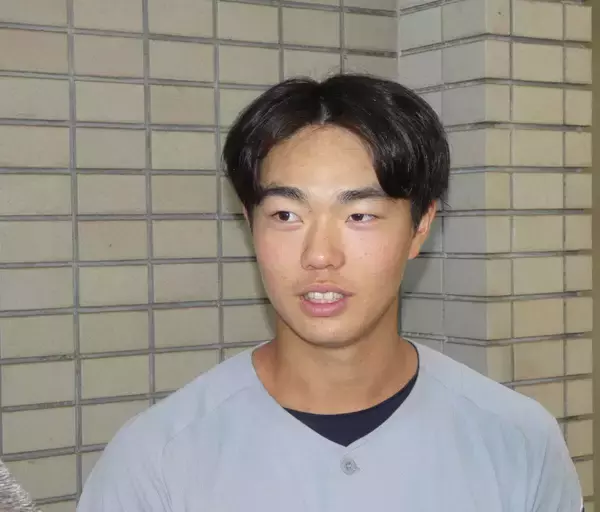 【高校野球】 慶応の二刀流２年生・湯本琢心が躍動 最速更新の１４６キロに右越え３ラン