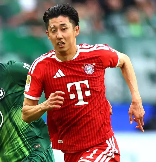 バイエルンが前回覇者シュツットガルトを下してドイツ杯６季ぶり２１度目優勝　伊藤洋輝は後半追加タイムに途中出場