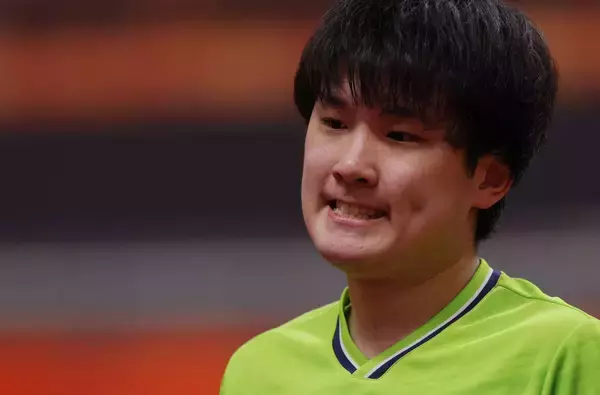 【卓球】張本智和「現環境のルールだとレシーブは難しい」世界３４４位イラン選手のサーブ指摘　無念の準々決勝敗退…アジア大会
