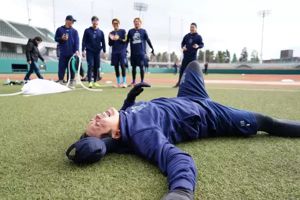 【ＤｅＮＡ】山崎康晃が“標高３０００メートル設定”の低酸素トレ　４００人ファンに見守られ悶絶