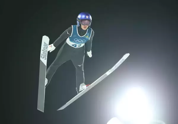 【五輪】高梨沙羅、１回目は９２・０メートル　この時点で７位