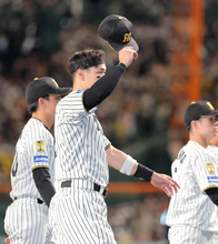 【阪神】佐藤輝明が偉業！「大いにヒントを得ている」ドジャース・大谷の打撃から学んで史上９人目の３冠王　２年連続４０発は逃すも最多安打を含めて４部門トップ