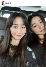 Ｋｏｋｉ，Ｃｏｃｏｍｉ仲良し姉妹ショット！貴重なデコ出し姿に母・工藤静香も「いいね！」