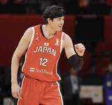 「中国に逆転負けも…バスケ桶谷ジャパン初戦　超有名女優の姿にビックリ「いたの！？」「可愛い」超キュートな広瀬すず」の画像1