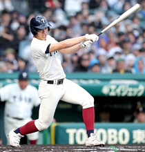 おかわりジュニアの大阪桐蔭・中村勇斗が日本一へつながる先取点「しっかりと打てて良かったです」談話も父親譲りの大砲候補は春夏連覇誓う