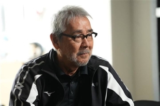 寺尾聰　ドラマ「俺たちの箱根駅伝」で名物監督役「時代から時代へと思いをつないでいく“たすき”のような役割」