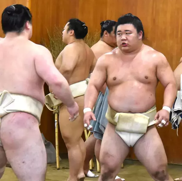 三役目前の藤ノ川、大関・霧島らと１６番　体重増にも意欲「今は１２５キロ、１３０キロぐらいにしたい」