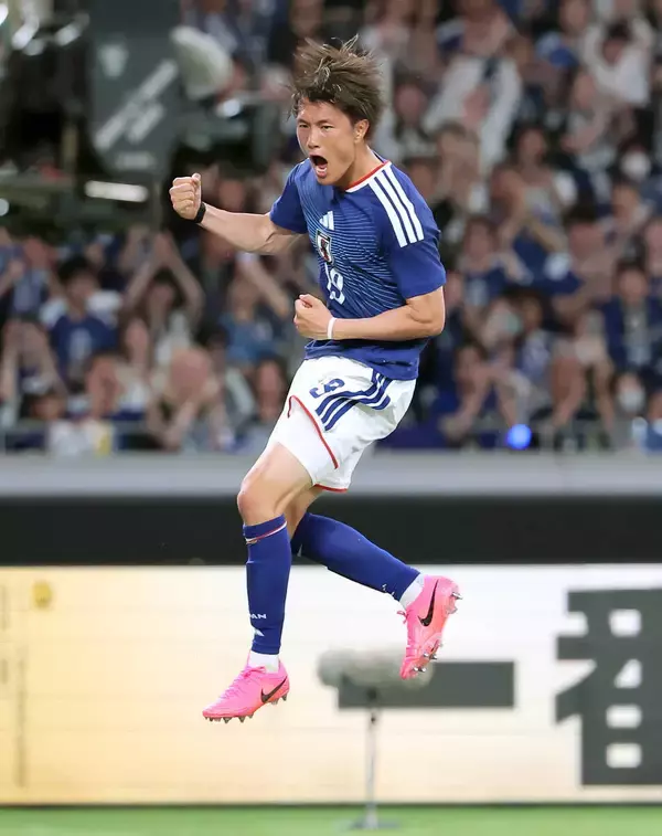 小川航基が決勝ヘッド！１５戦１１発とゴール量産…アイスランドに苦しみながら１ー０勝利