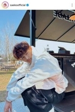 紗栄子の長男が１８歳に…「そっくり」「激似」のイケメン顔！モデルデビューした道休連「この子がいたから…」