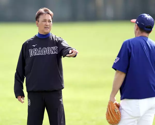 【中日】落合英二投手コーディネーターが１軍合流　早速投手陣を指導