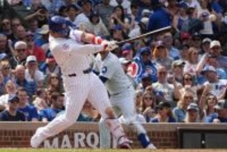 鈴木誠也が８回に貴重な犠飛　７回無失点好投の今永昇太の３勝目へ援護の一打で笑顔