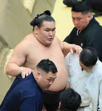 「夏場所休場の横綱・豊昇龍、６月のパリ公演は参加へ　師匠の立浪親方が明かす「（負傷の右太もも裏は）軽度の肉離れ」」の画像1