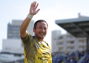 【ラグビー】東京ＳＧ、小野晃征ヘッドコーチの退団を発表　ＰＲ細木、ＳＨ福田らも退団…流、中村、垣永らは引退