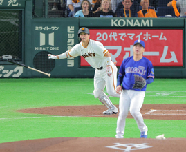 【巨人】打線爆発　ダルベック、大城卓三の適時打で２点追加　５回までに１２安打１０得点