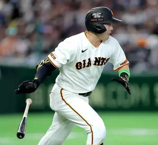 【巨人】泉口友汰、ＣＳ通算１２打席目で初ヒット！ＤｅＮＡ・東から中前打　チームと昨年ＰＳの雪辱へ