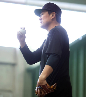 【巨人】田中将大が新加入の則本昂大に言及「え、ほんまに？って。縁だと思う」Ｇ球場で自主トレ公開