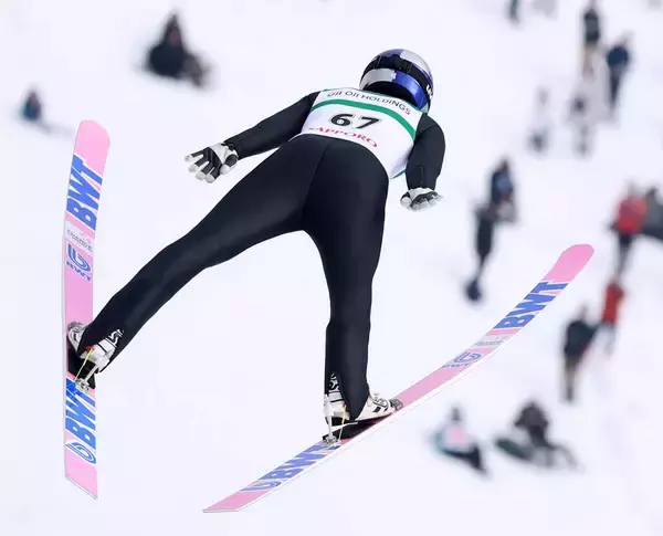 【ミラノ五輪】小林陵侑はなぜ遠くへ飛べるのか？スーパーコンピューター「富岳」の分析で常識外れの結果が…開幕カウントダウン連載