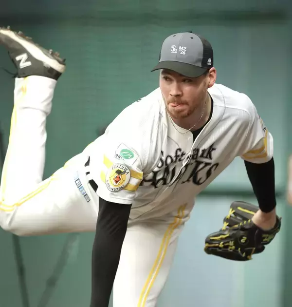 【ソフトバンク】カーター・スチュワートが初ブルペン　リベンジを期す今季へ「２年前のような投球ができれば」