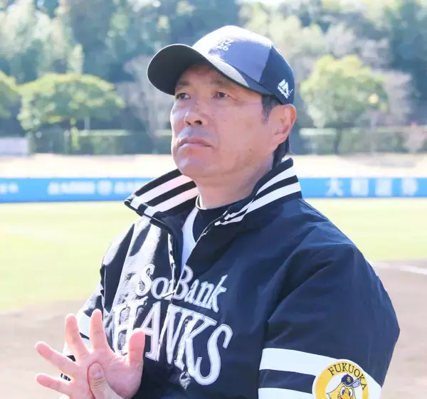 【ソフトバンク】小久保裕紀監督が開幕ショート争いの現在地を明かす「勇はいい姿。健太も安定してやっている」