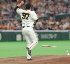 【巨人】開幕２連勝狙う井上温大、先制許すも３回まで１失点発進　５回にも２点目を許す　折れたバットにヒヤリの場面も