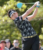 「最初の２ホールで３アンダーの超ロケットスタート　岩井明愛が１３位から猛追も２打届かず２位」の画像1