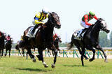 「【新潟５Ｒ・３歳未勝利】マスカレードボールの半弟アナザーフェイスが初Ｖ　荻野極騎手「今日は馬の力」」の画像1