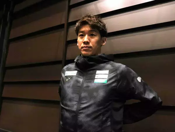 【バレー】石川祐希「表彰台を目指して」右膝の状態は「痛みが出る回数が減ってきている」…１０日開幕ネーションズリーグへ出発