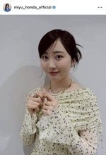 １０キロ減の本田望結　美ぼうに騒然！パールのネックレス姿「すっかり大人の女性に」「めちゃくちゃ綺麗」