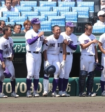 【甲子園】天理３元号Ｖならず…今大会２本塁打の金本相有主将「自分が打てなかったことが負けに繋がった」３打数無安打１四球と沈黙　０―１敗戦で３６年ぶり決勝進出を逃す
