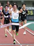 「男子は平山大雅、女子は吉川侑美が優勝…大阪ハーフマラソン」の画像1
