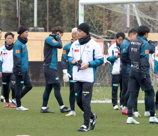 Ｊ２札幌の川井健太監督、クラブ史上５年ぶり白星発進で「今シーズンは違うなと思わせたい」８日に今季開幕のいわき戦