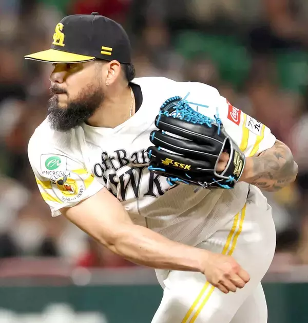 「【ソフトバンク】三笠杉彦ＧＭが開幕２軍のオスナに言及「起用方針について協議中…出場登録を見送ることとしました」」の画像