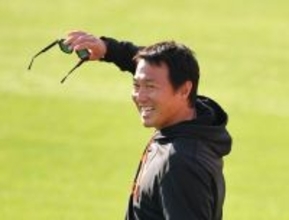 【巨人】長野久義編成本部参与が引退後初のマツダスタジアム登場「お疲れさま！」ファンからねぎらいの声