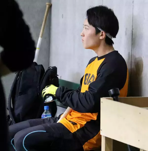 【巨人】浦田俊輔が１軍試合前にジャイアンツ球場で自主練習「体に染みこませる」と阿部監督指導の新フォームを確認