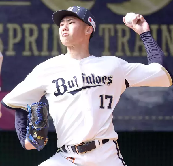 【オリックス】WBC初出場の曽谷龍平が若月健矢と｢侍バッテリー｣結成　宮崎キャンプ初日にブルペンで100球