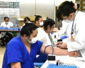 初場所全休の元十両・三田　「右膝前十字靱帯損傷」で手術したと明かす　昨年九州場所で負傷…健康診断