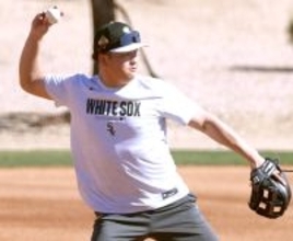 村上宗隆「４番・一塁」、岡本和真「７番・三塁」…ＭＬＢ公式サイトが開幕予想スタメン＆ローテ掲載