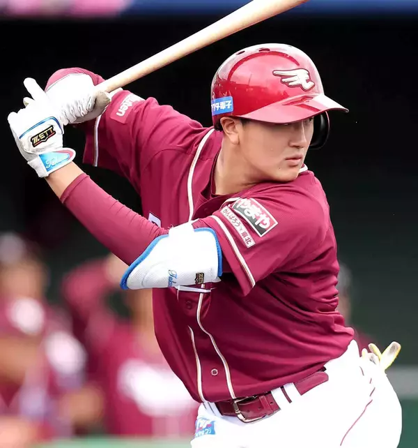 【楽天】高卒３年目内野手の青野拓海が左肩脱臼修復手術